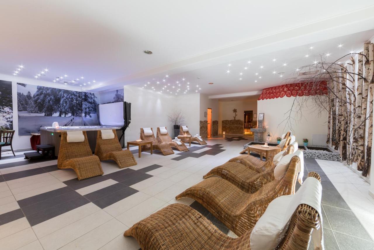 Hotel Jakec Trije Kralji Na Pohorju Zgornja Loznica Zewnętrze zdjęcie