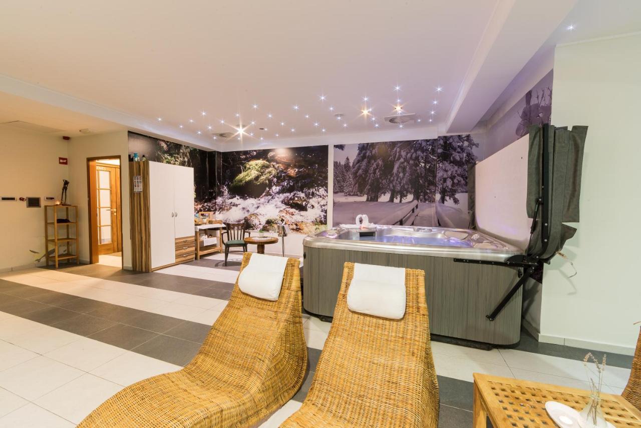 Hotel Jakec Trije Kralji Na Pohorju Zgornja Loznica Zewnętrze zdjęcie